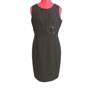 Ellen Tracy Dress Women's Size 10 Chic Black Midi Dress with Floral Accent